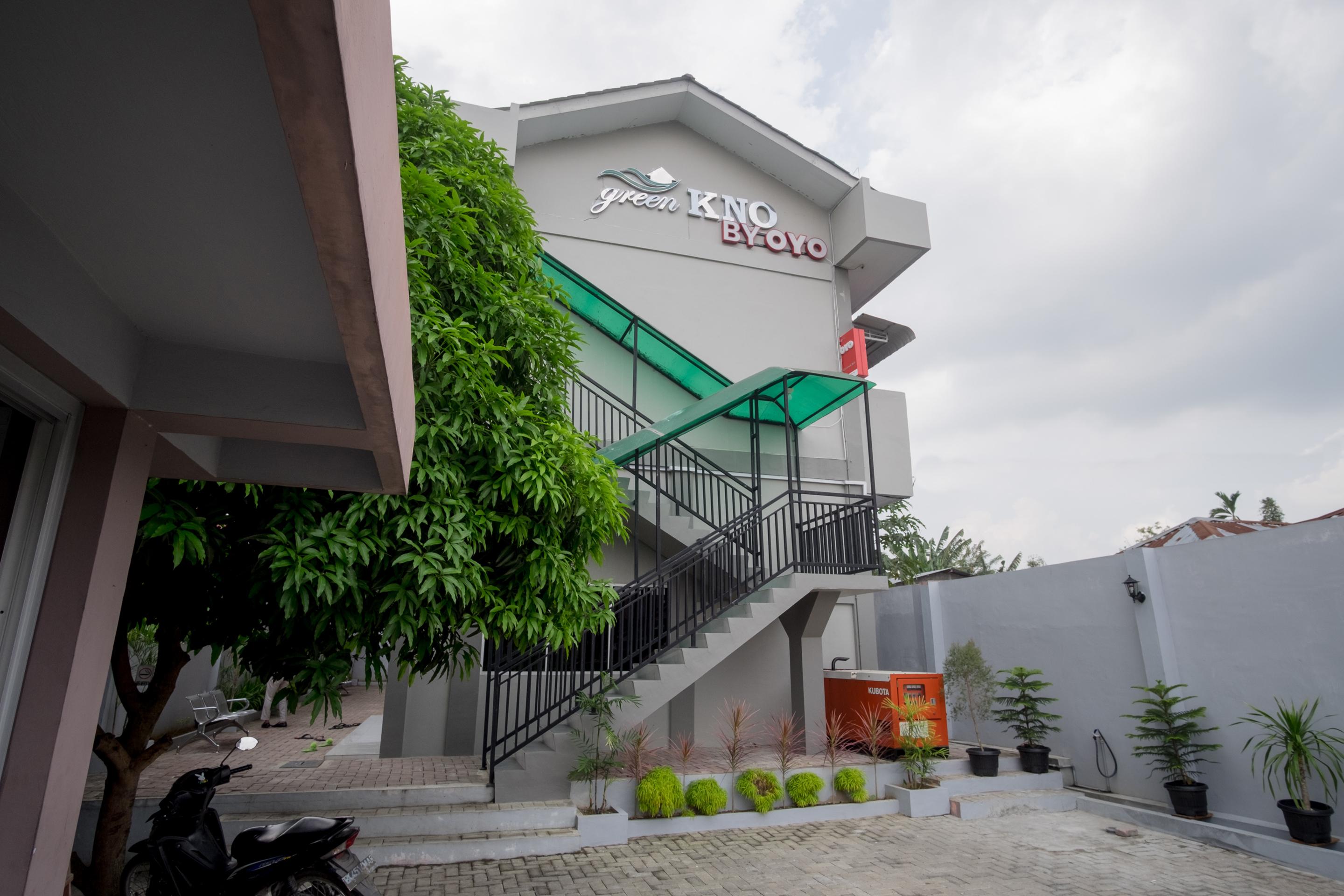 Oyo 470 Green Kno Medan Exterior foto